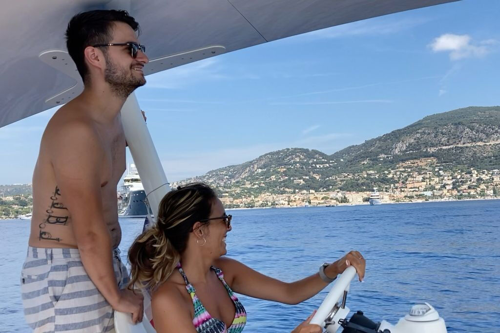 Nice: Croisière romantique sur un bateau à énergie solaire