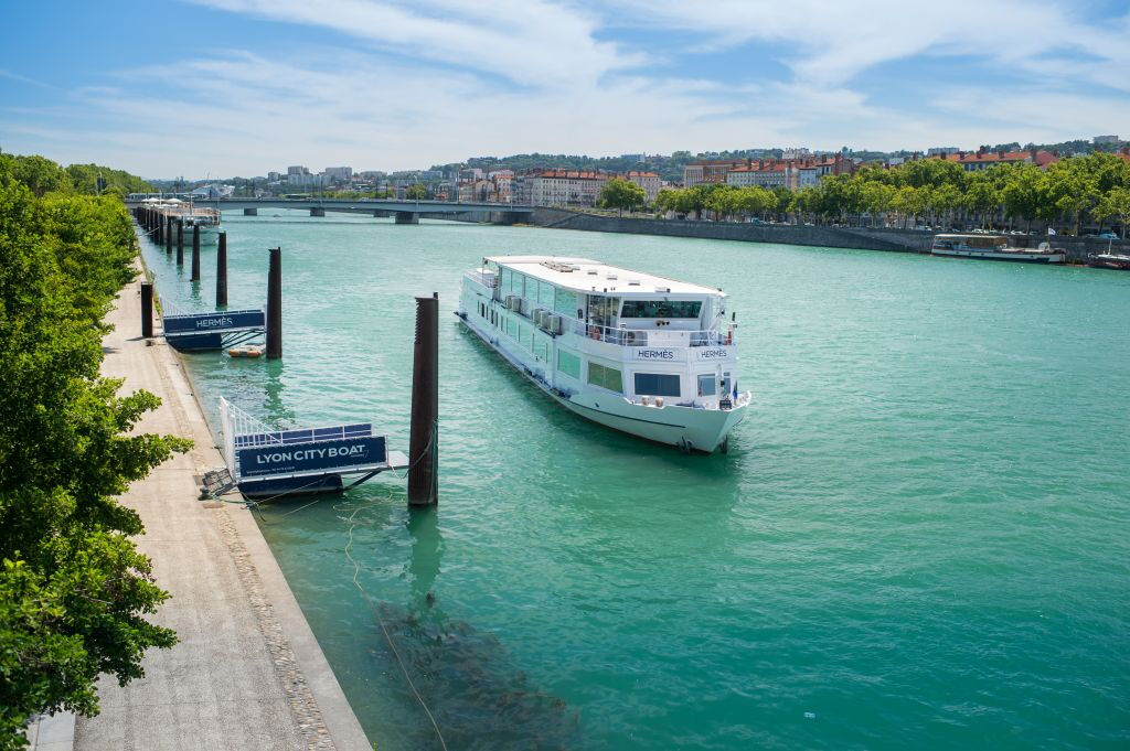 Almoço Cruzeiro no Saône por Les Bateaux Lyonnais Hermès II