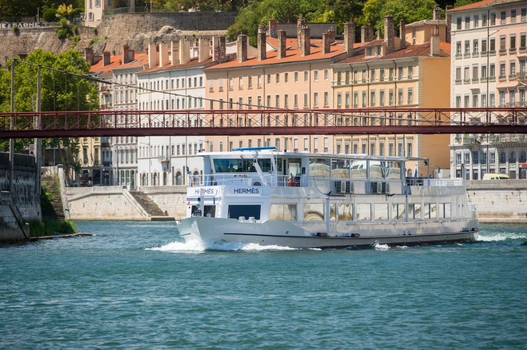 Almoço Cruzeiro no Saône por Les Bateaux Lyonnais Hermès II