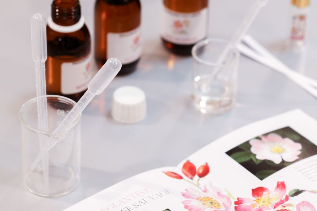 Fabrique de parfums Fragonard Èze : Cours de fabrication de parfums et visite guidée