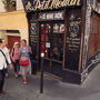 Montmartre Paris: Guided Tour with Walk to Sacre Coeur