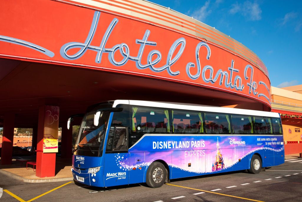 Paris Day Trip and Sightseeing Cruise from Disneyland® Paris