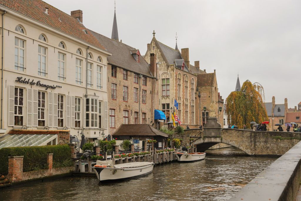 Bruges: Viagem de um dia autodirigida com transporte de Paris