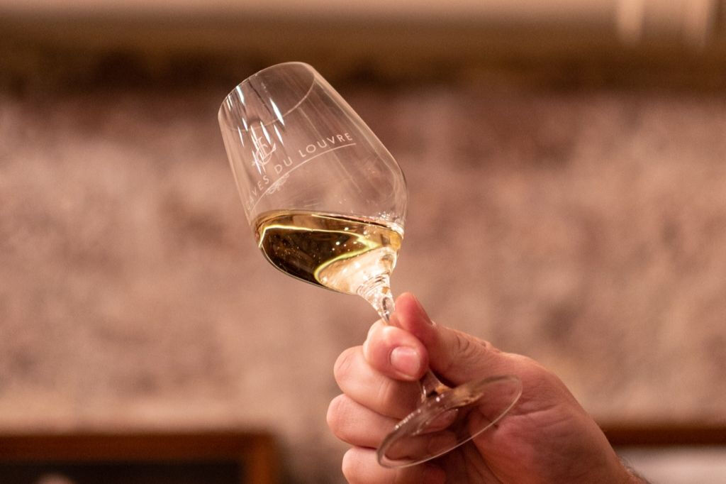 Paris: Aperitivo de vinhos e queijos com um sommelier