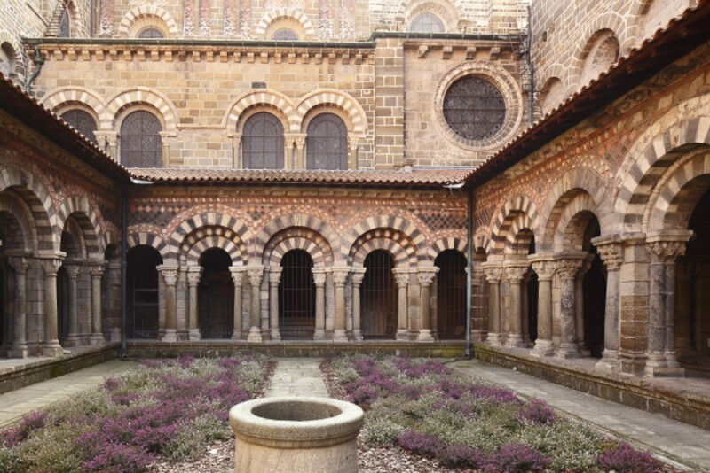 Catedral de Le Puy-en-Velay: Entrada