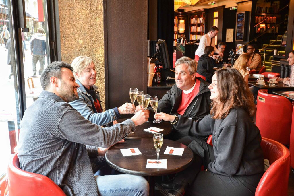 Paris: Champagne and Food Tour