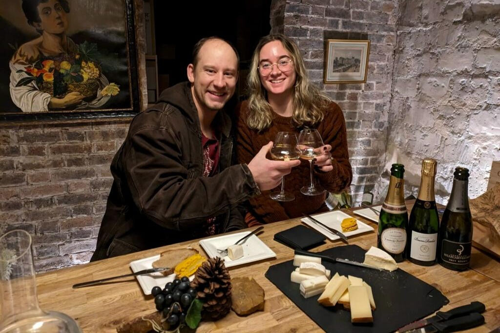 Paris: Champagne and Food Tour