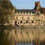 Castillo de Fontainebleau y Castillo de Vaux-le-Vicomte: Excursión de un día desde París