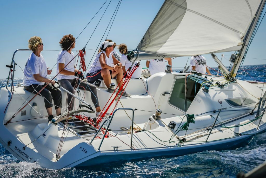 Marseille: Half-Day Small Group Sailing Cruise