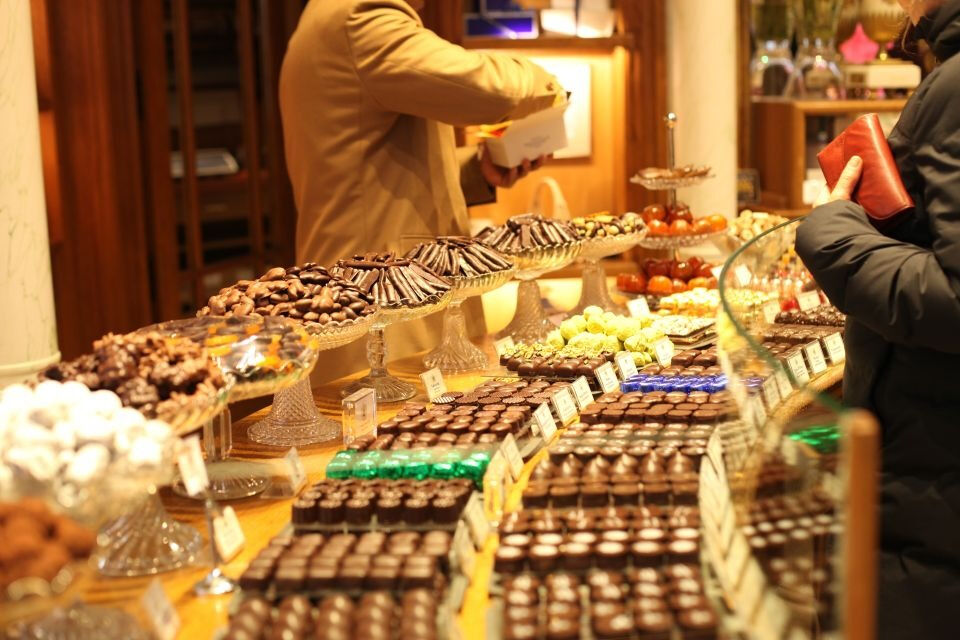 La visite guidée de Saint-Germain en chocolat, pâtisserie et macarons