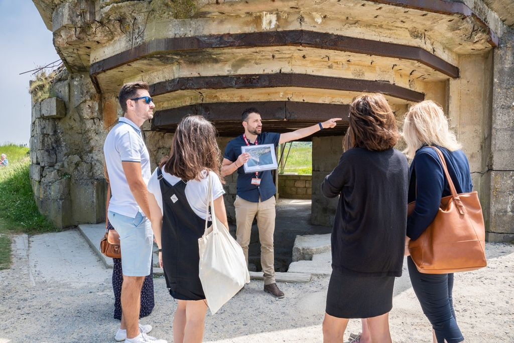 Musée Mémorial de Caen et sites clés du Débarquement : Visite guidée, déjeuner + transport