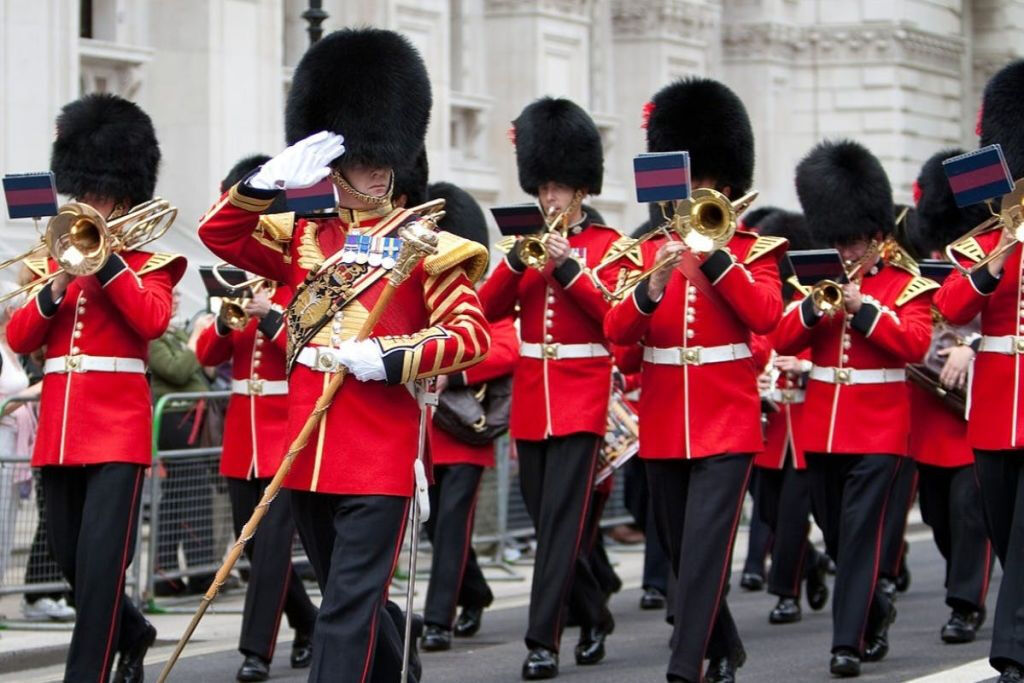 Londres : Visite du quartier royal à pied & Relève de la garde
