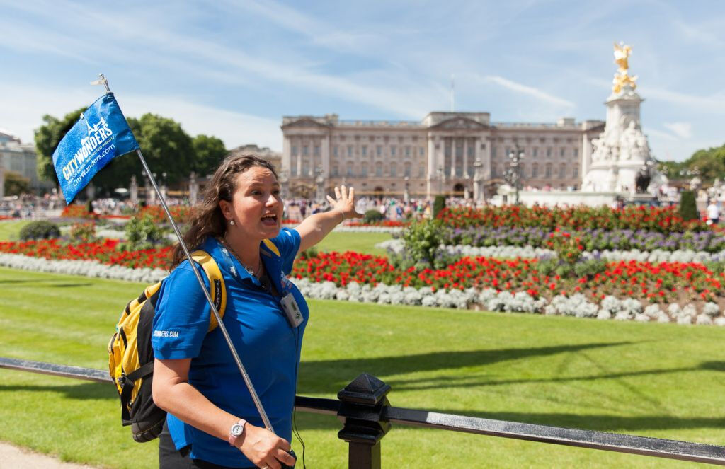 Visite guidée de la relève de la garde