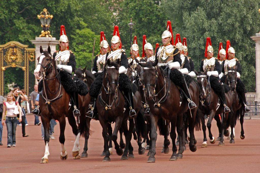 Visite guidée de la relève de la garde