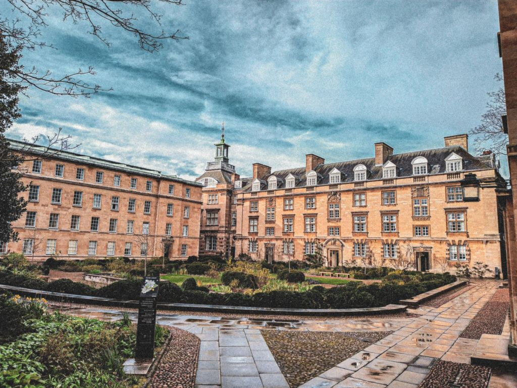 Cambridge City Audio Guide App for Your Smartphone