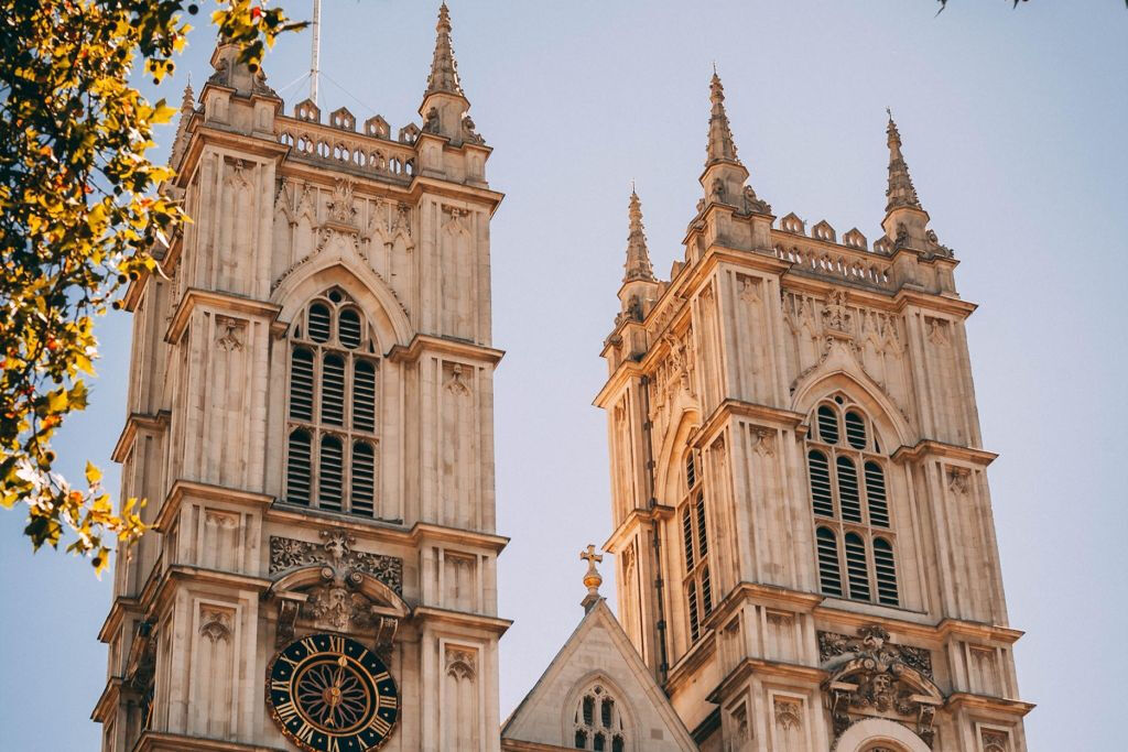 Audio Guide App for Your Smartphone: Royal London Walking Tour