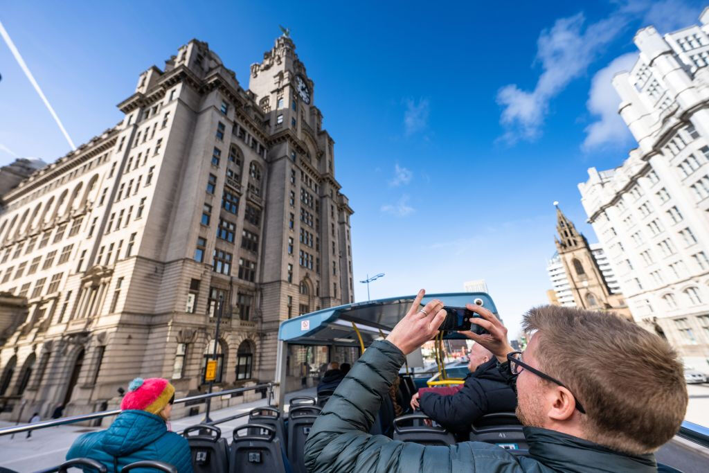 Liverpool River Cruise & Sightseeing Bus Tour