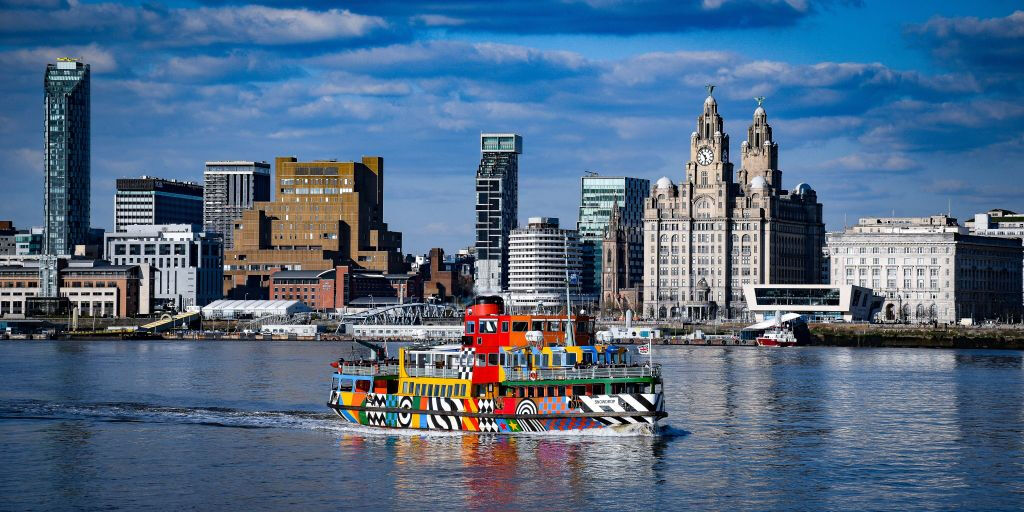 Liverpool River Cruise & Sightseeing Bus Tour