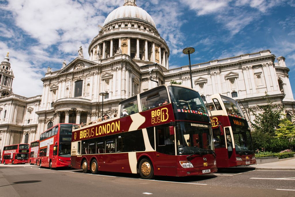 Londres: Tour en bus turístico Big Bus, Tour a pie + Crucero por el Támesis