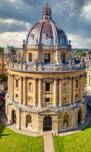 Oxford University Walking Tour