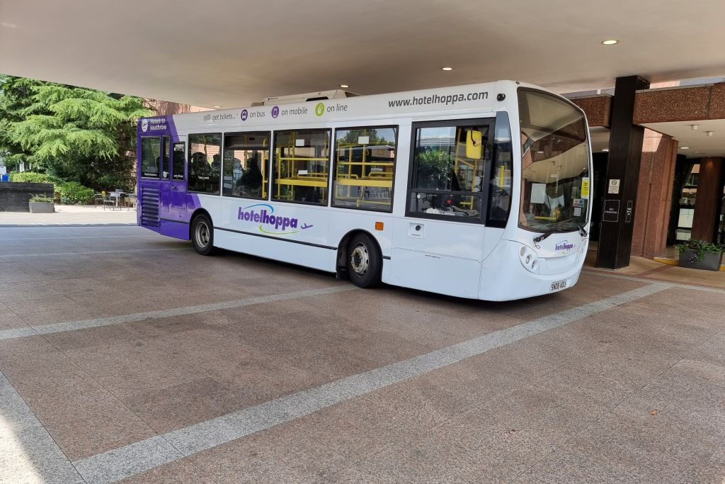 Londra: autobus tra l'aeroporto di Londra Heathrow e l'hotel Heathrow Renaissance