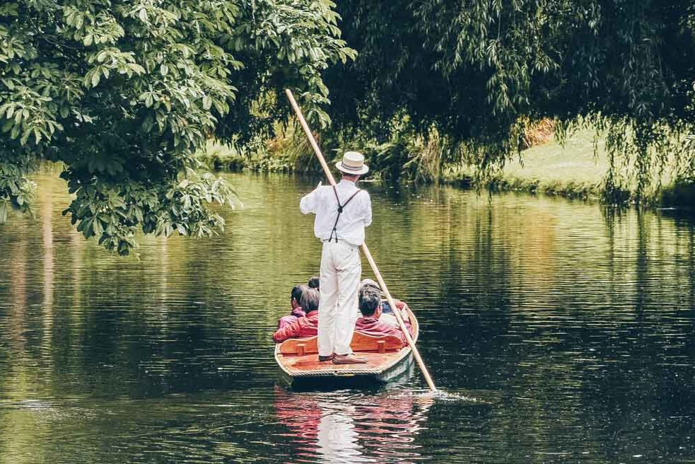 Combined Oxford University Walking & Punting Tour