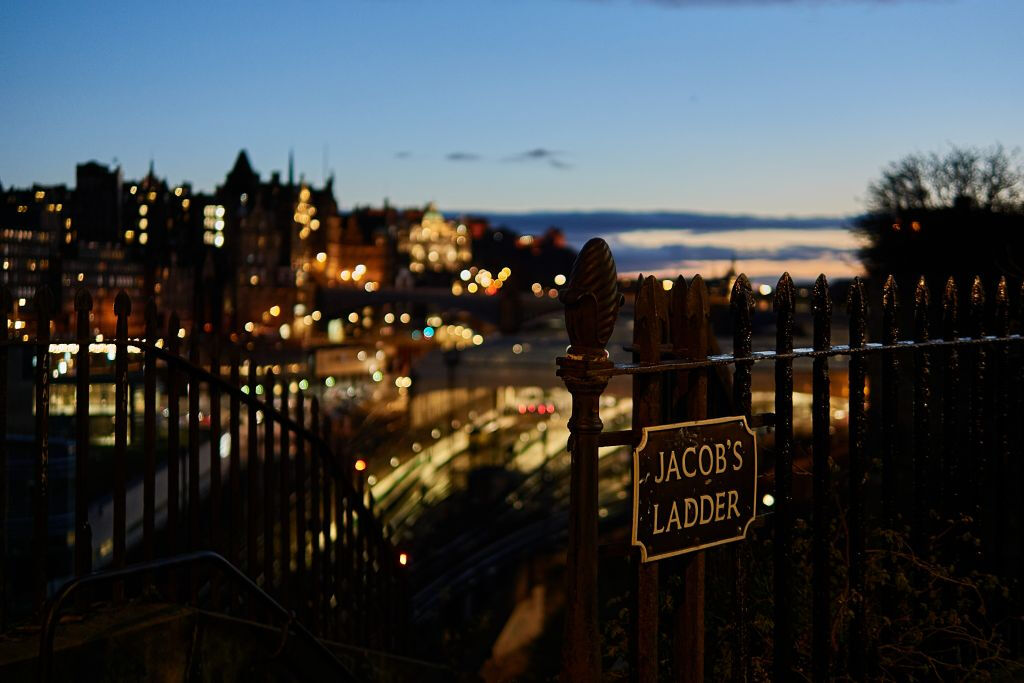 Edinburgh: Dark Secrets of the Old Town Ghost Walking Tour