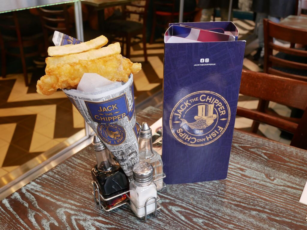 Londres: Visita guiada en autocar de Jack el Destripador con pescado y patatas fritas