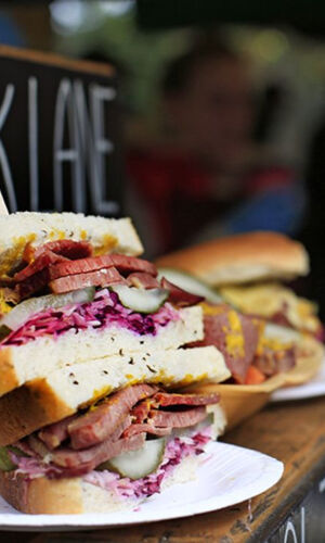 London: Food Tour With 8+ Stops
