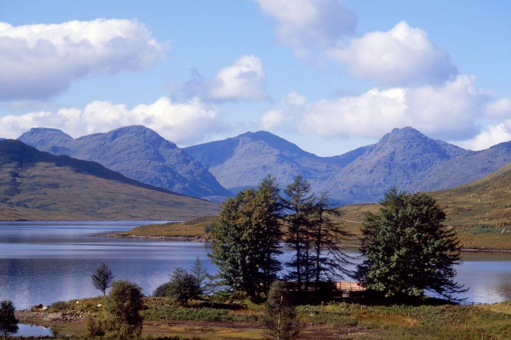 Loch Lomond, Stirling Castle & The Kelpies: Roundtrip