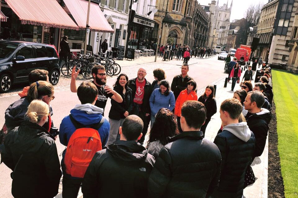 Combined Cambridge University Walking & Punting Tour With King’s College