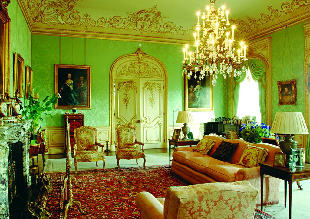 From London: Downton Abbey Tour and Walking Tour of Oxford