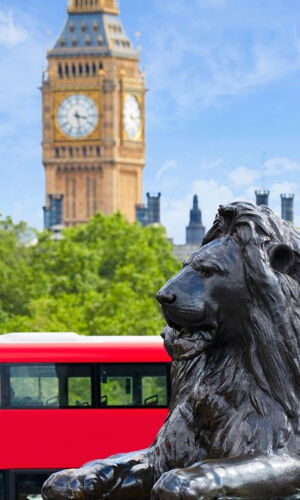 London: 30+ Iconic Sights Guided Walking Tour