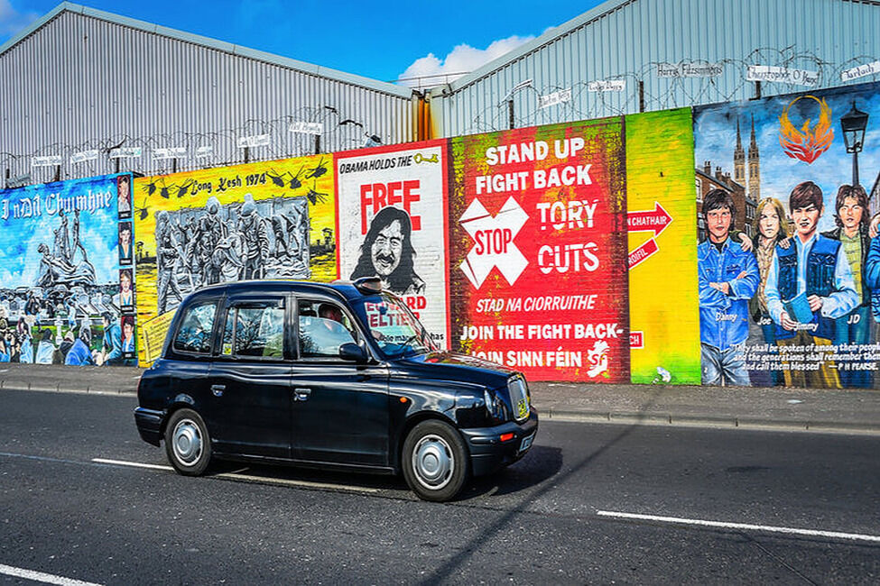 Black Taxi Tour Belfast
