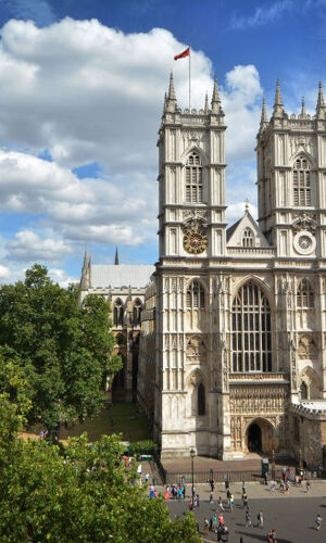 London: Guided Tour + Afternoon Tea at The Rubens at The Palace