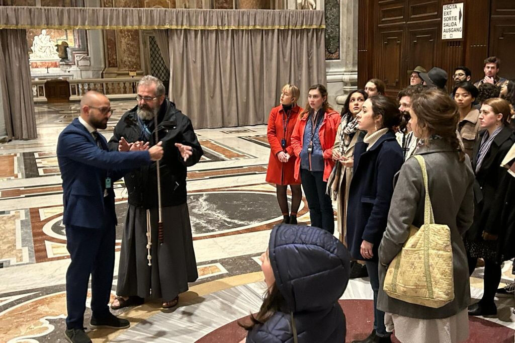 1 Hour Express Tour of St. Peter's Basilica