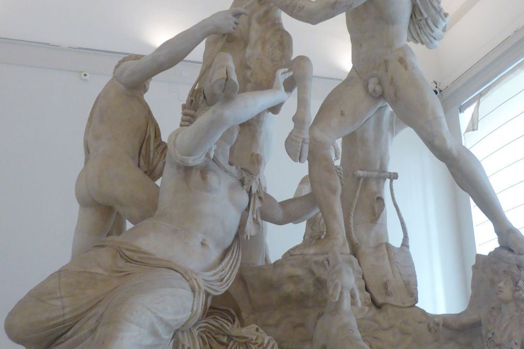 Museu Arqueológico Nacional de Nápoles: Entrada com cartões postais Pemcards