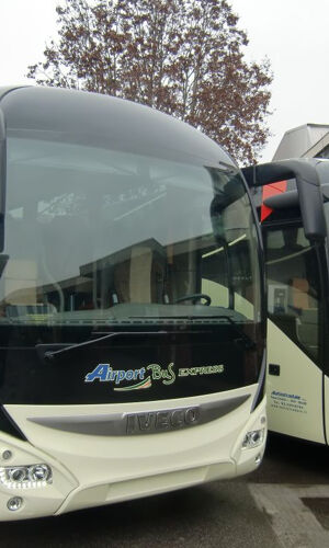 Milano: Bus navetta per l'aeroporto di Malpensa da/per la stazione ferroviaria