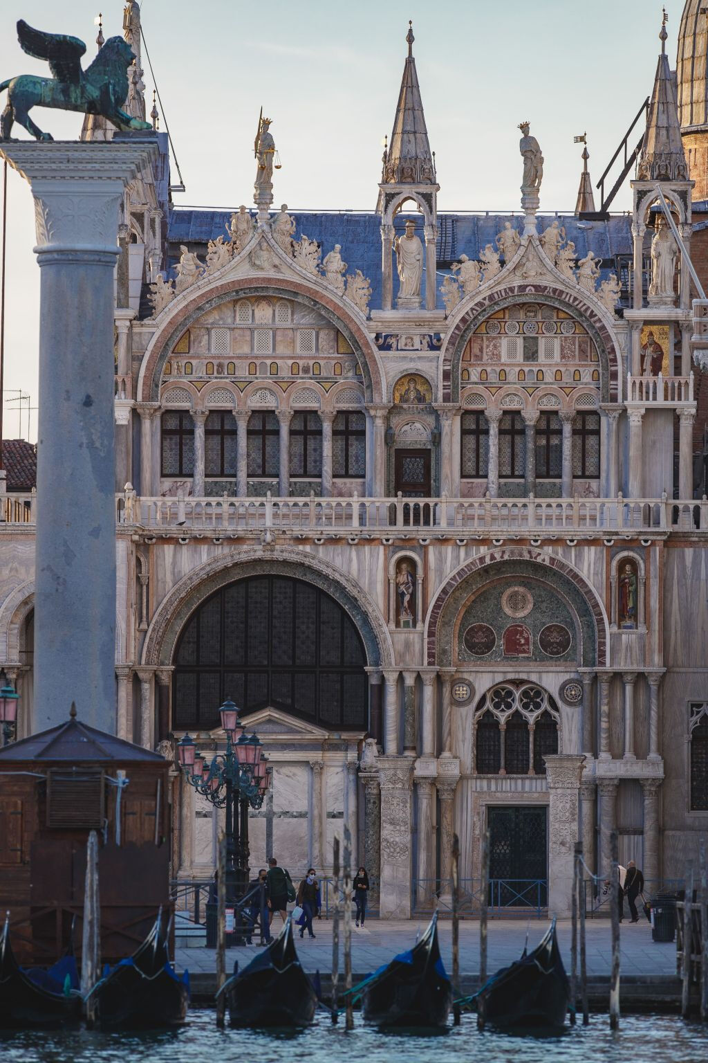 Veneza: Barco Hop-On Hop-Off + Murano, Burano e Torcello