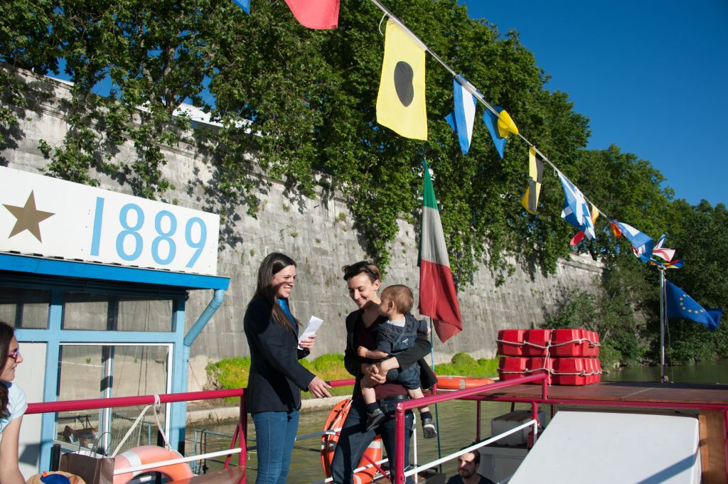 Rome: Hop-on Hop-off Tiber Cruise Ticket