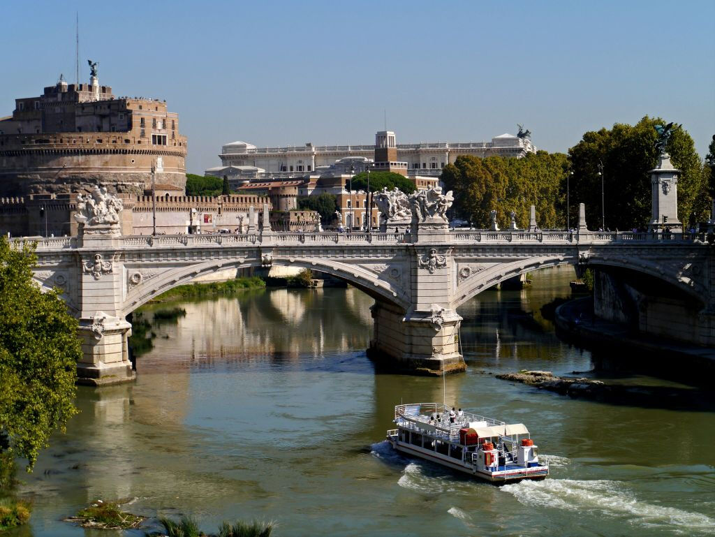 Rome : Billet pour croisière Hop-on Hop-off sur le Tibre