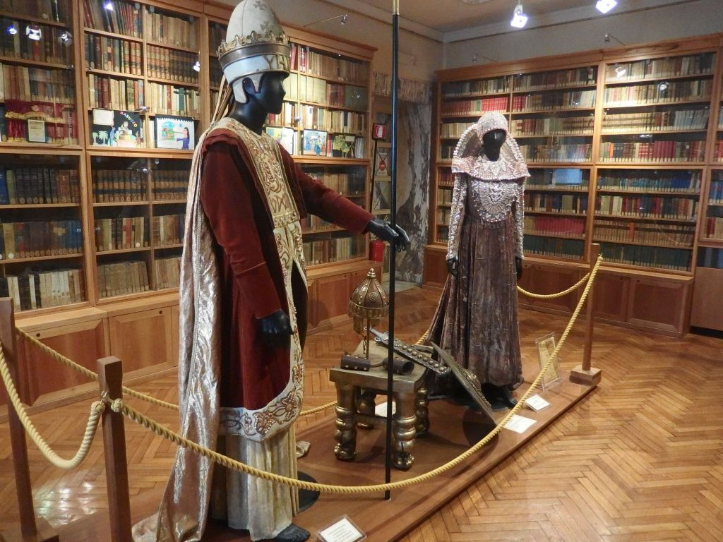 La Scala: Guided Tour of the Theater + Museum