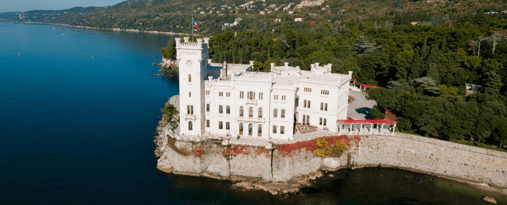 Castillo y Parque de Miramare: Entrada + Postal PemCards