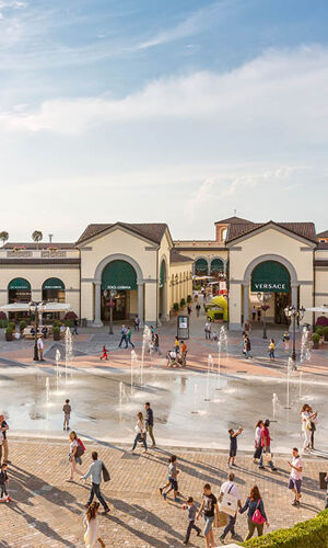 Serravalle Designer Outlet: Viaggio Andata e Ritorno da Milano