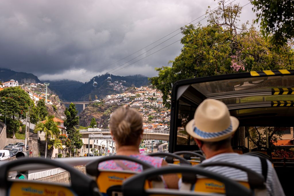 Autocarro de Turismo - Yellow Bus Madeira