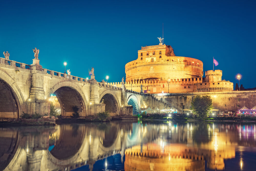 Rome : Croisière sur le Tibre au coucher du soleil avec apéritif
