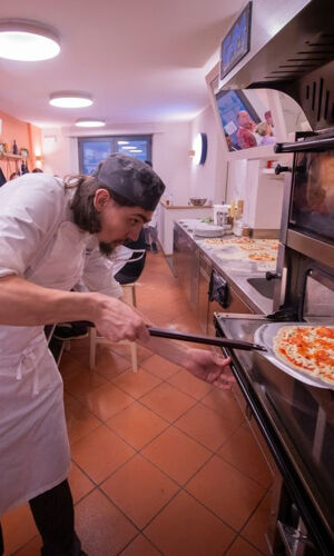 Corso di cucina italiana: Preparazione della pizza e del gelato