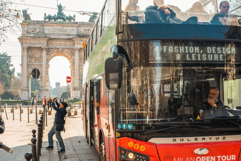 Milan Open Tour: Hop-on Hop-off Bus Tour