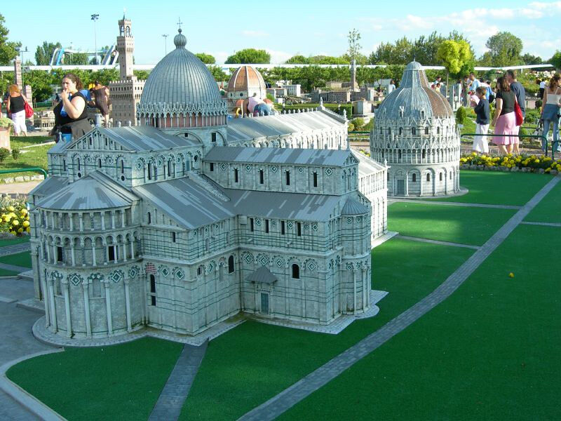 Italia in Miniatura: Entrada