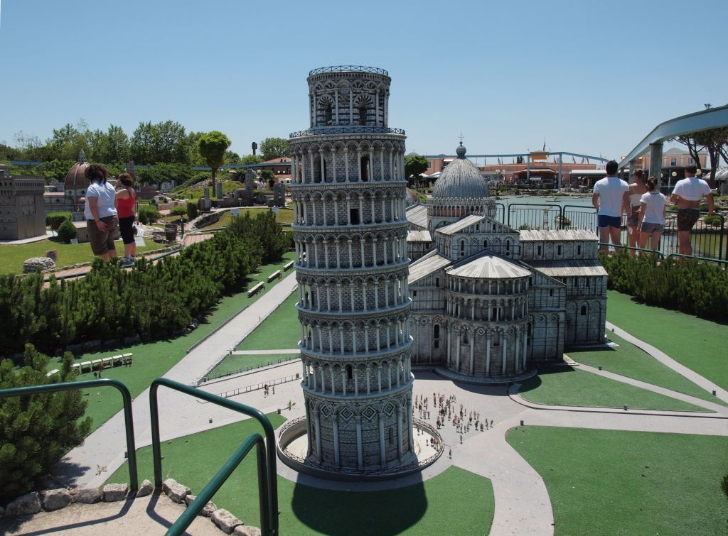 Italia in Miniatura: Entrada